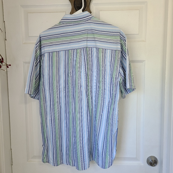 (611) Izod Men's Classic Short Sleeve Button Down Shirt, Size: L Color: Striped - Picture 10 of 11